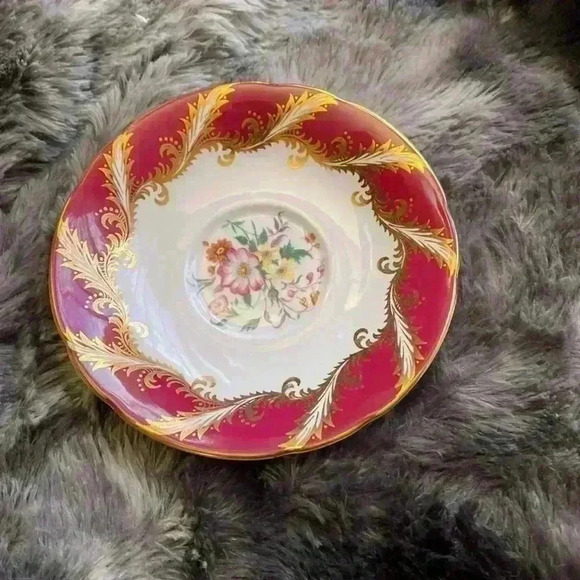 Red Paragon Tea  Cup And Saucer, Maroon red with flowers - Picture 5 of 12